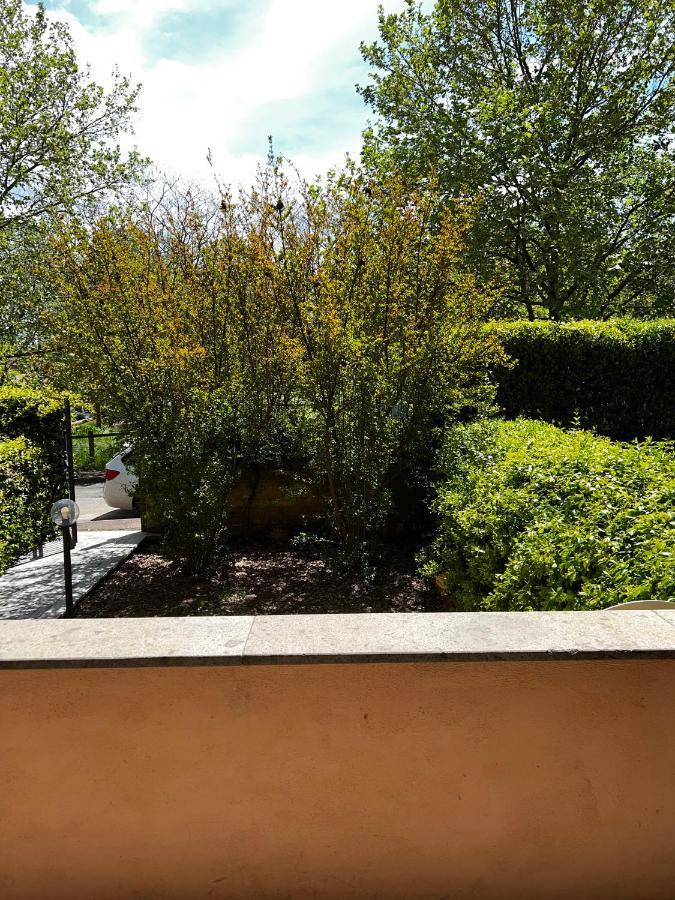 Villino Carlotta - Parking For Bike - Relax - Spazio - Garden - Privacy - Civita Castellana Exterior photo